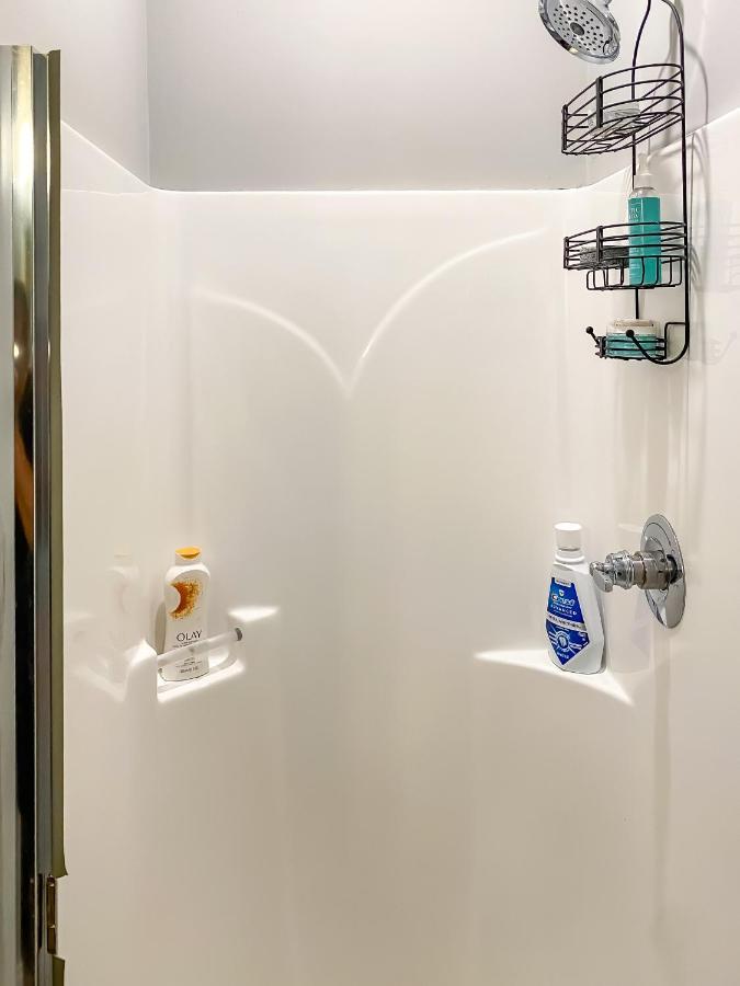 Full Kitchen,King,W/D,Netflix,2 Smart Tvs,Parking Leilighet Louisville Eksteriør bilde