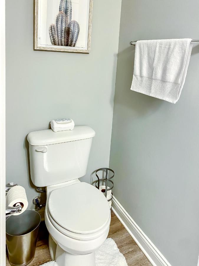 Full Kitchen,King,W/D,Netflix,2 Smart Tvs,Parking Leilighet Louisville Eksteriør bilde